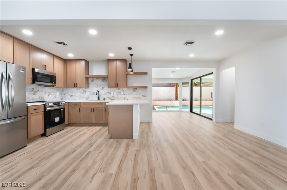 3463 Haverford Avenue