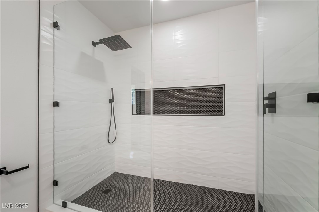 3463 Haverford Avenue