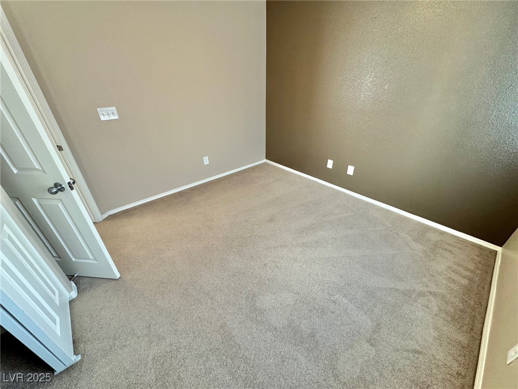 10533 Kivas Court