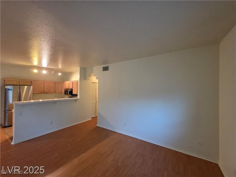 2110 Los Feliz Street 1007