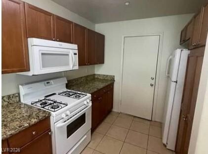 9157 Desirable Court