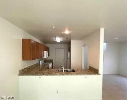 9157 Desirable Court