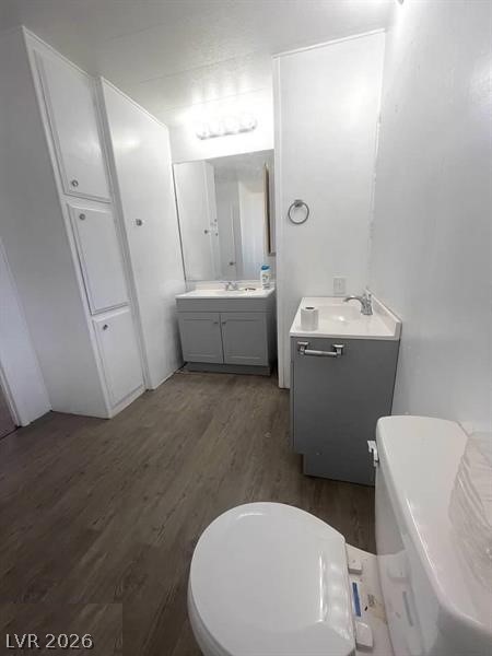 5580 East Carey Avenue