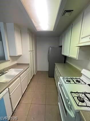 4865 South Torrey Pines Drive 106