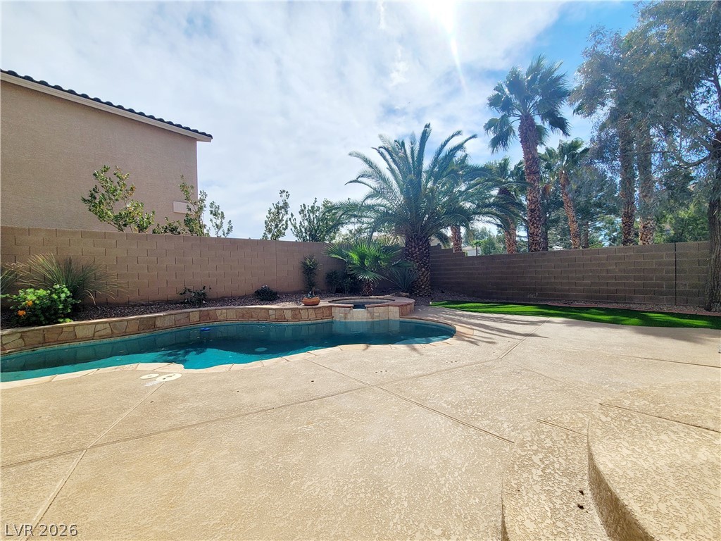 4241 Saxton Green Avenue