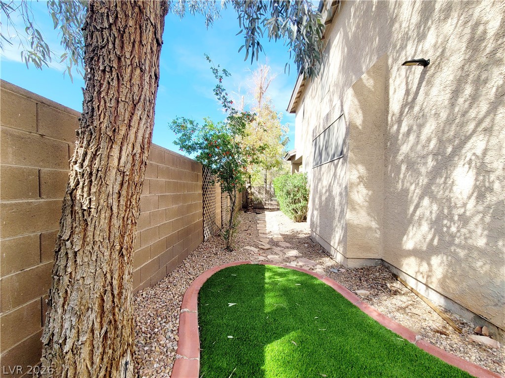 4241 Saxton Green Avenue