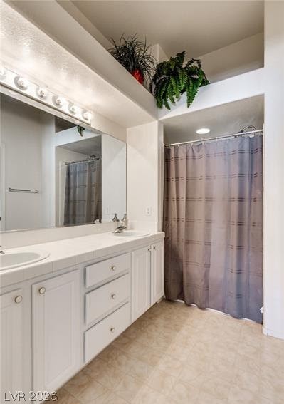 5272 Island Chain Road