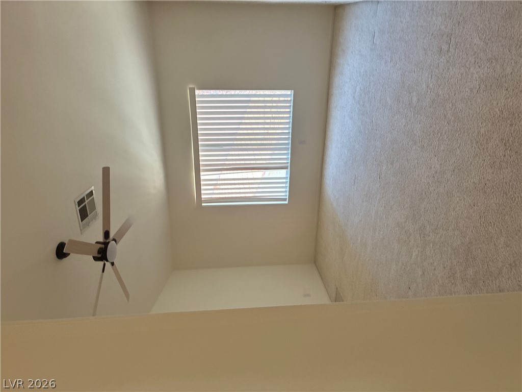 5272 Island Chain Road