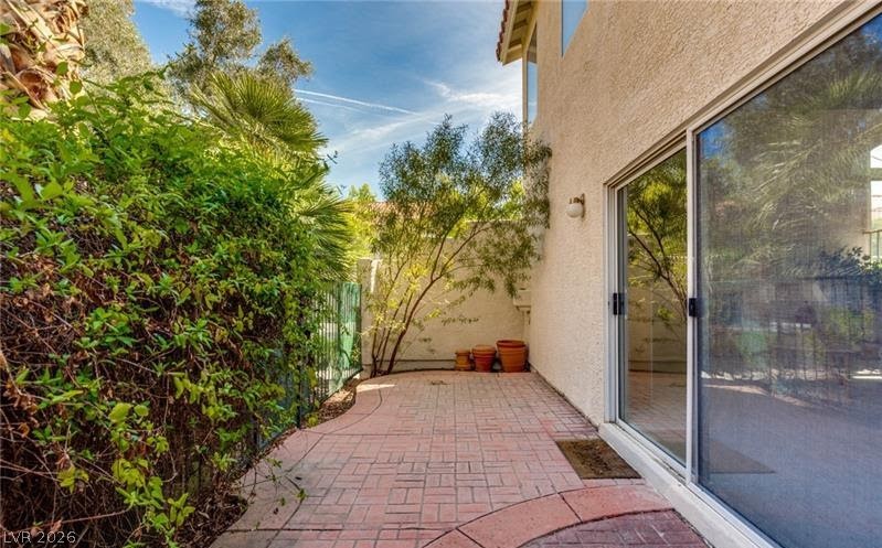 5272 Island Chain Road