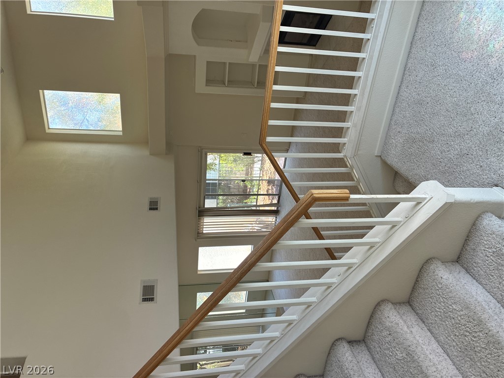 5272 Island Chain Road