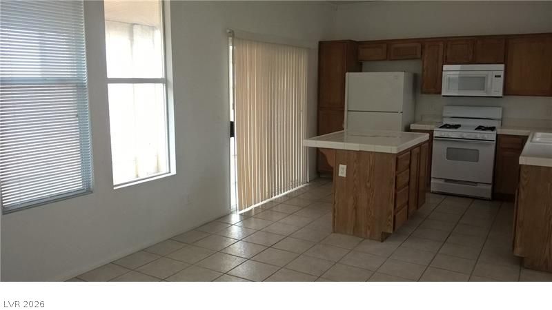 1109 Storke Lane