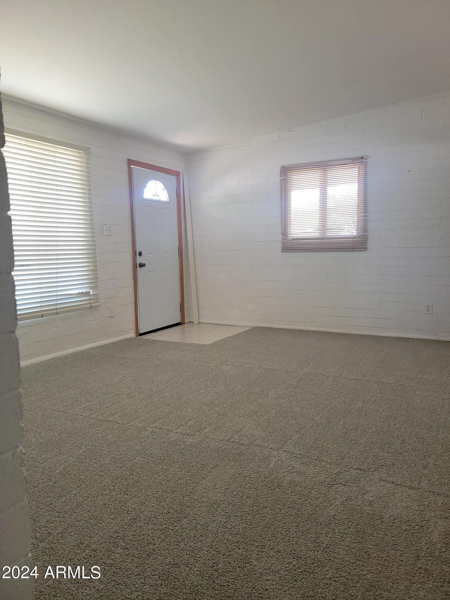 410 S ROBERT Road