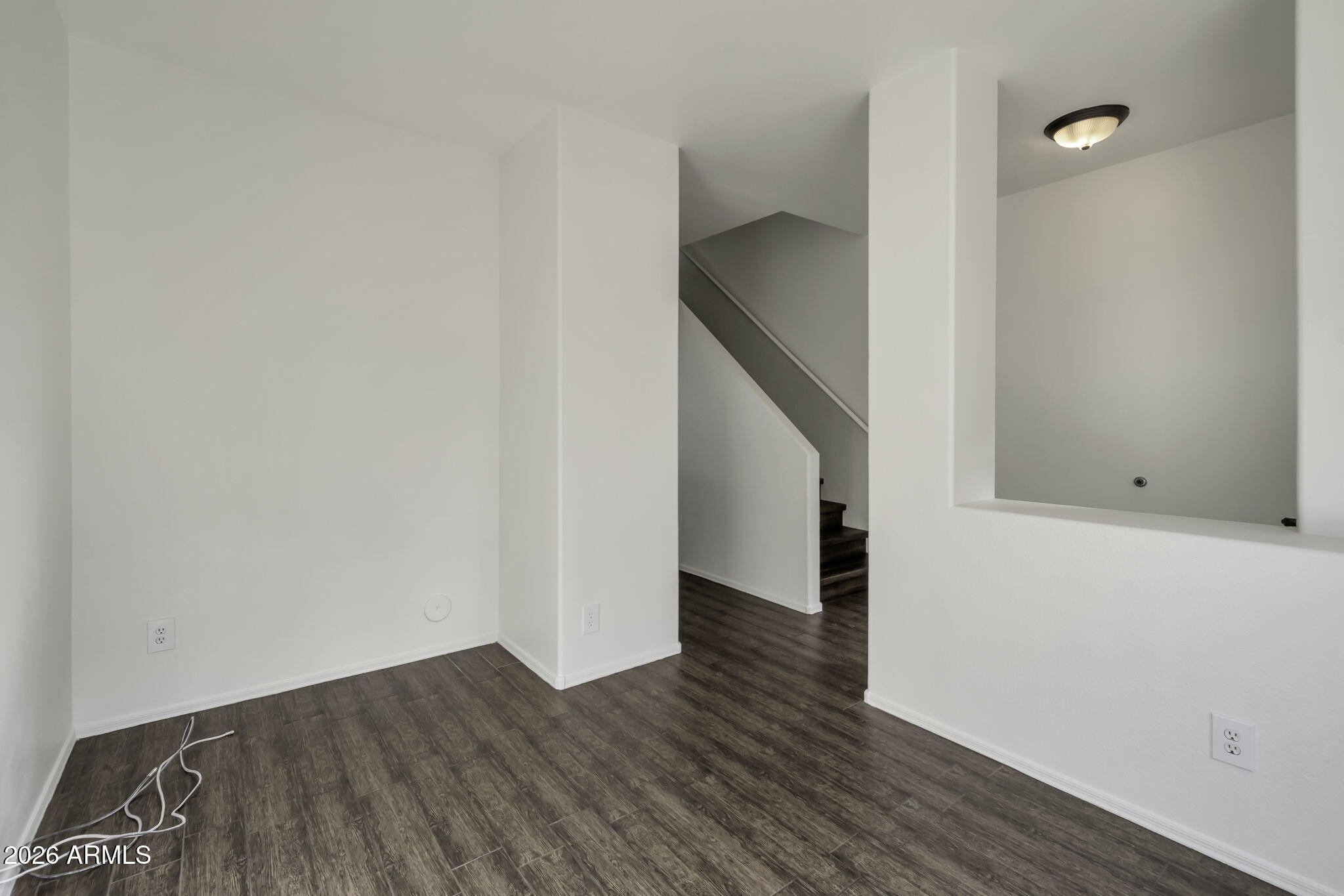 1961 N HARTFORD Street 1191