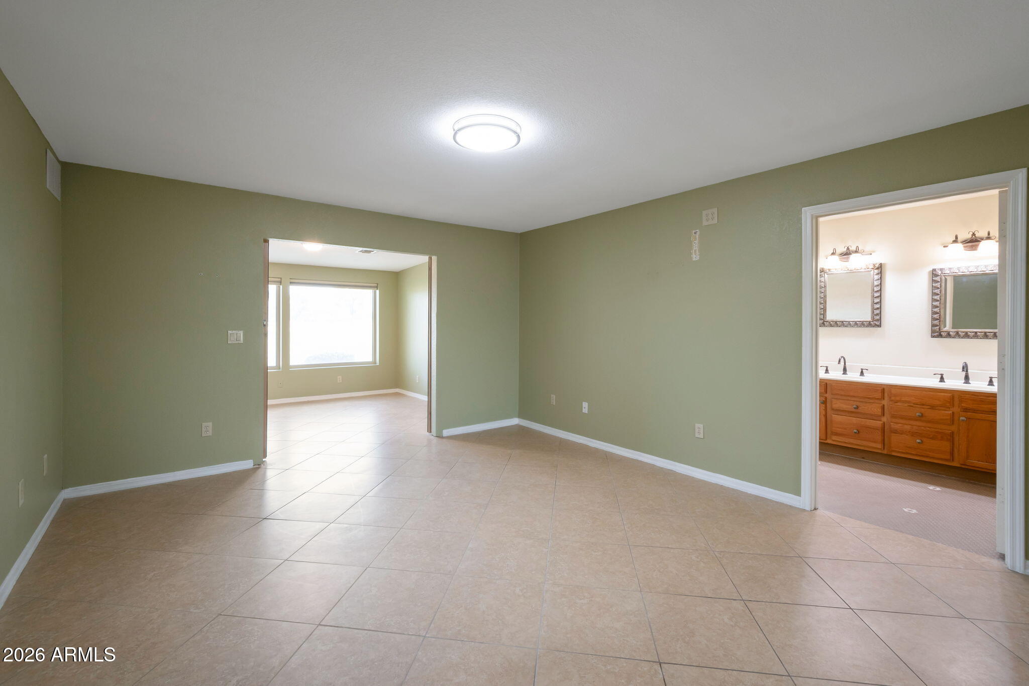 2559 LEISURE WORLD