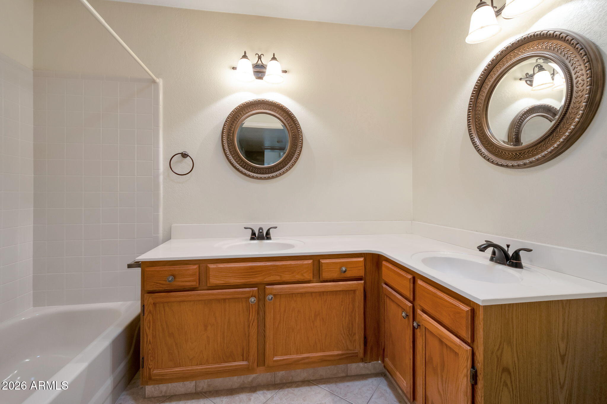 2559 LEISURE WORLD