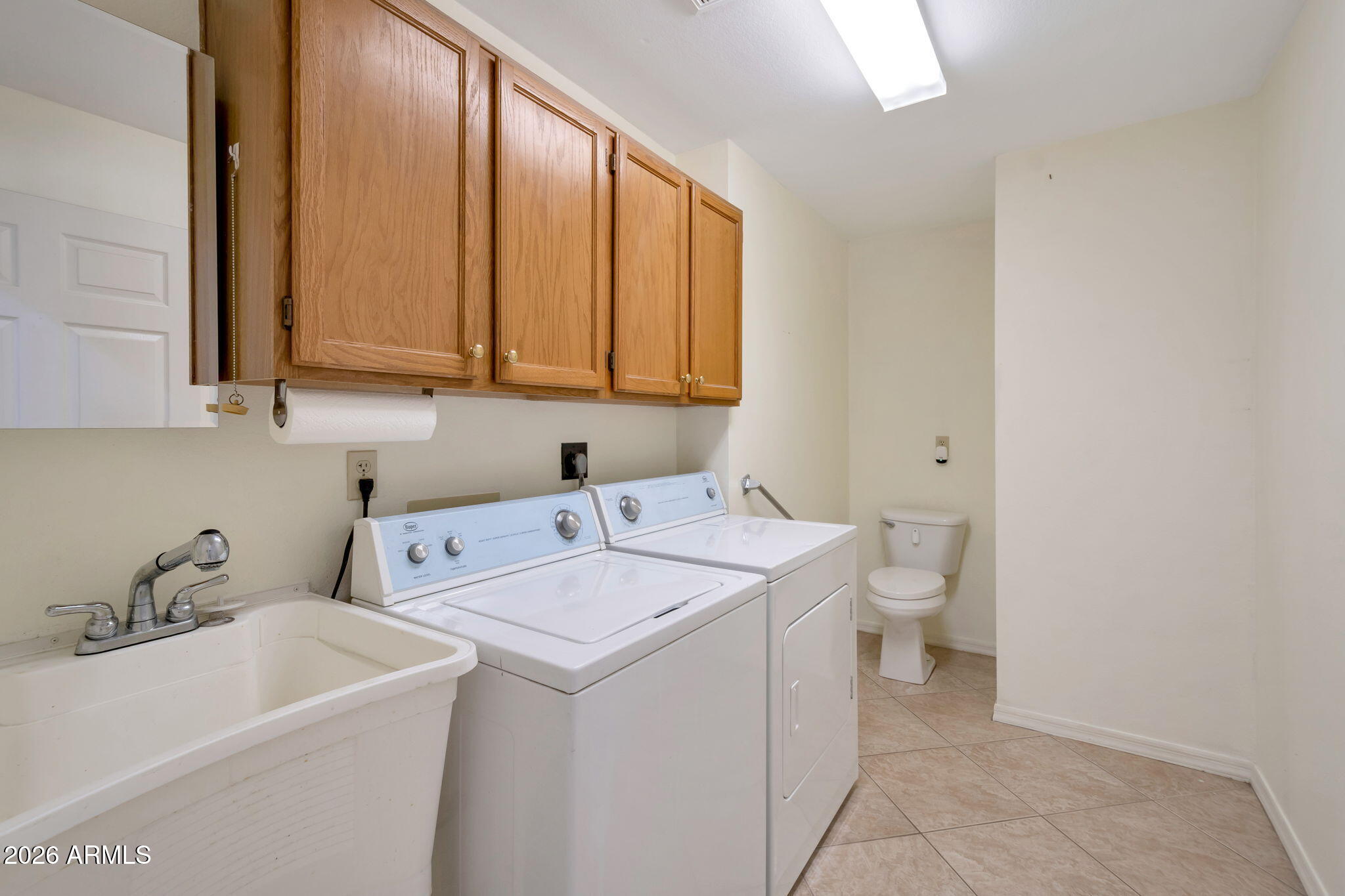 2559 LEISURE WORLD