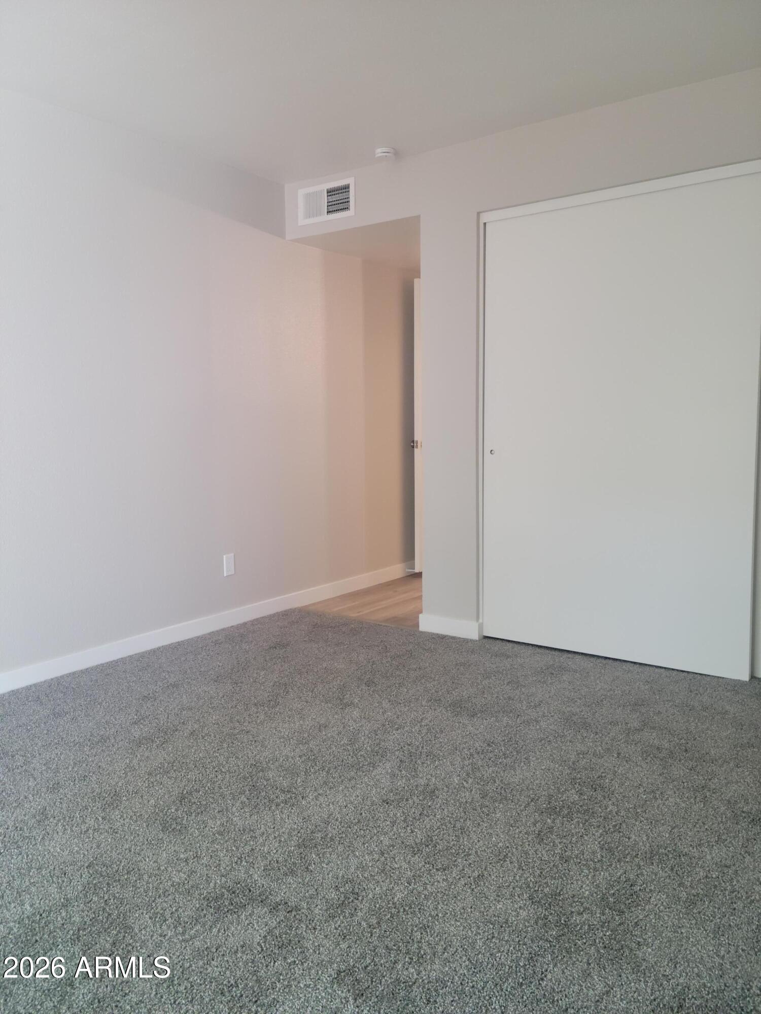 531 W OXFORD Drive