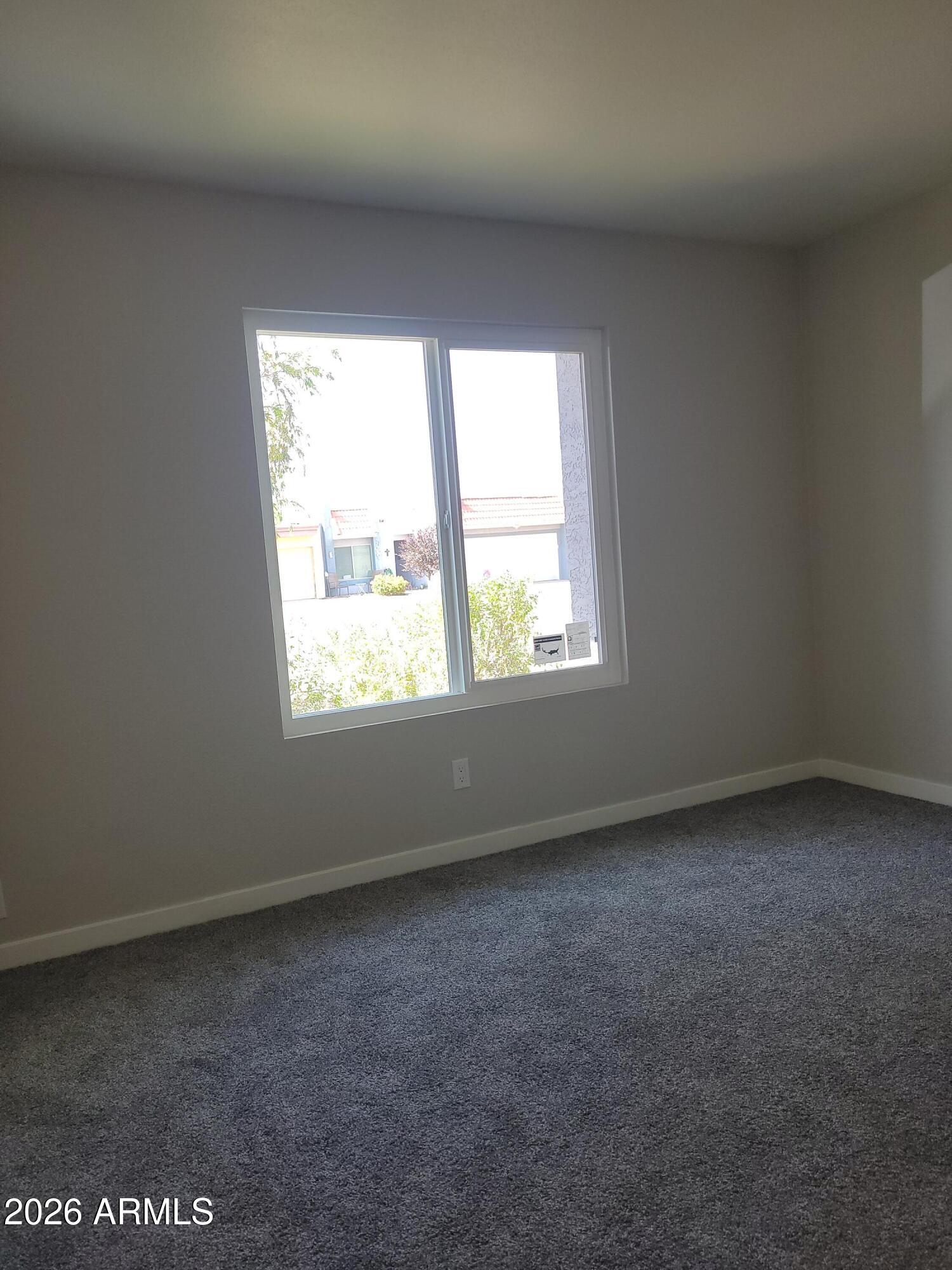 531 W OXFORD Drive