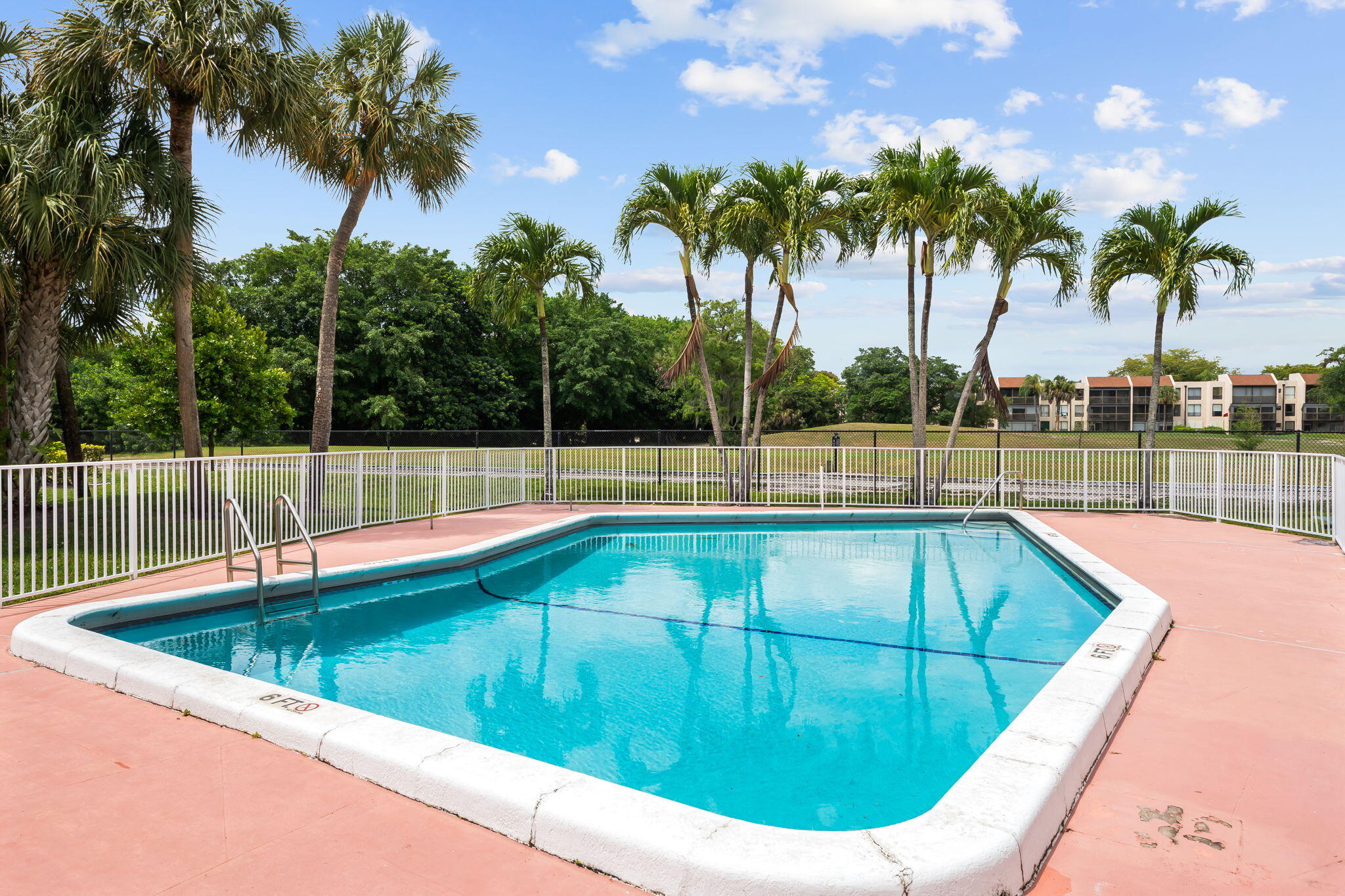 8004 Lagos De Campo Boulevard C-203