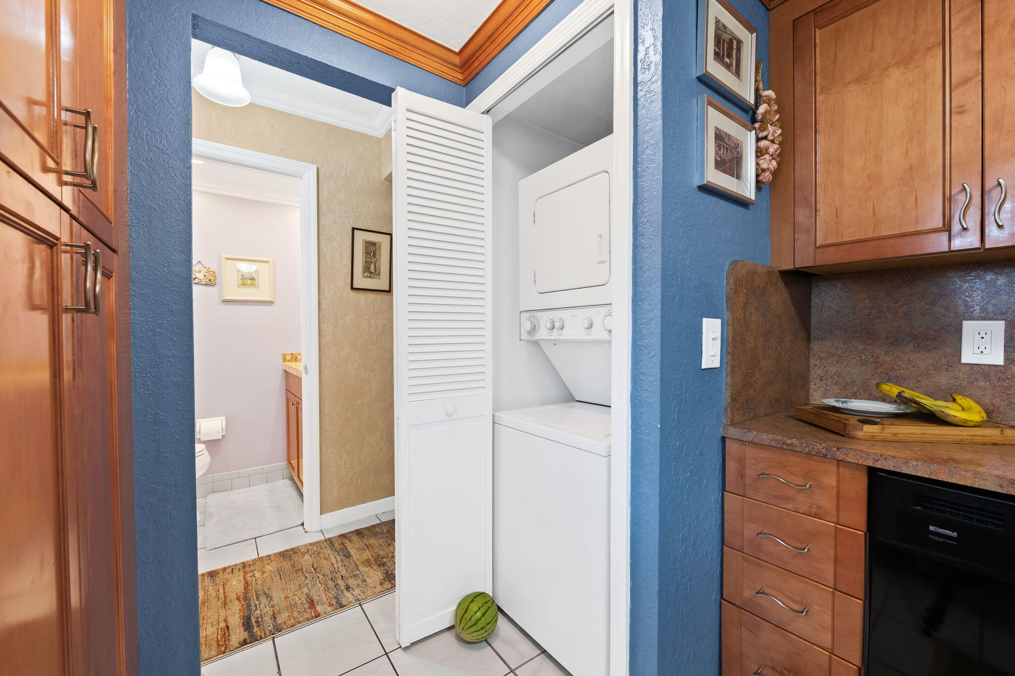 8004 Lagos De Campo Boulevard C-203