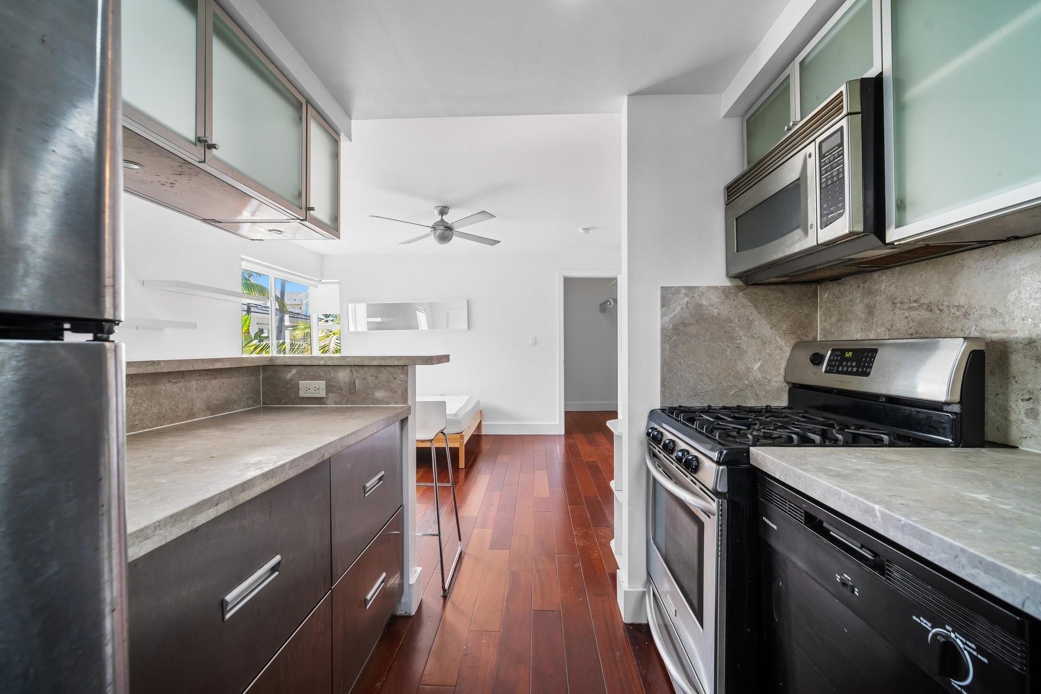 741 6th Street 204-w