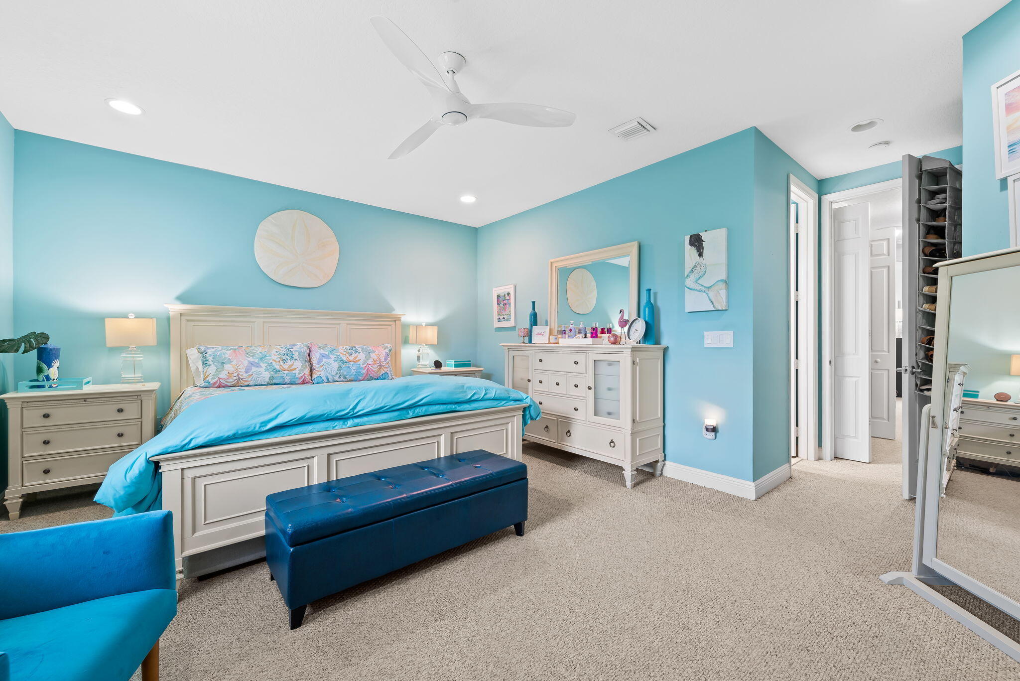 4086 W Palm Aire Drive 18