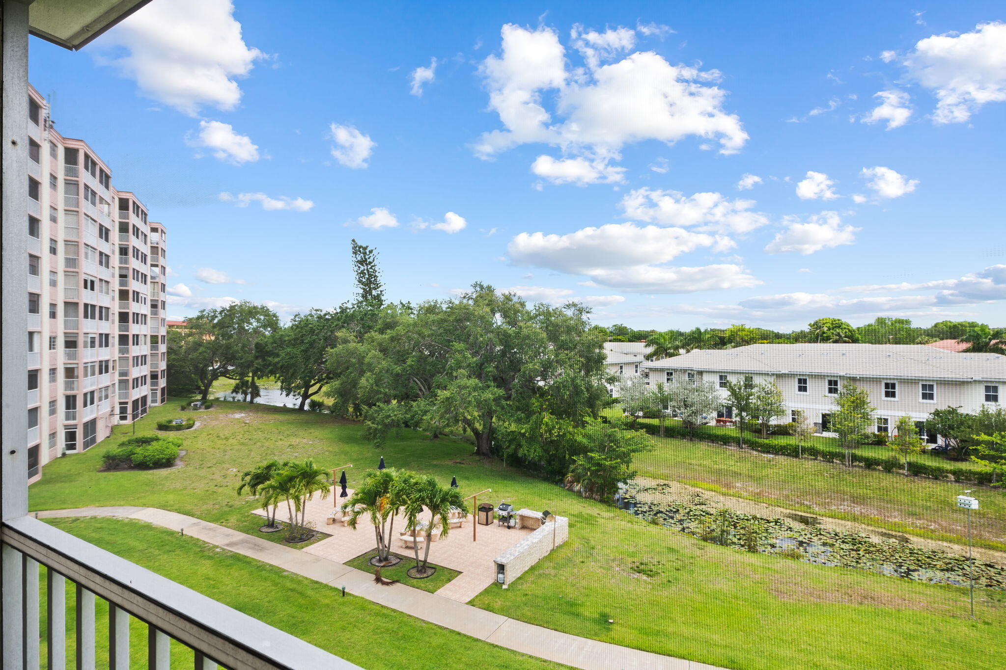 3535 Brokenwoods Drive 404