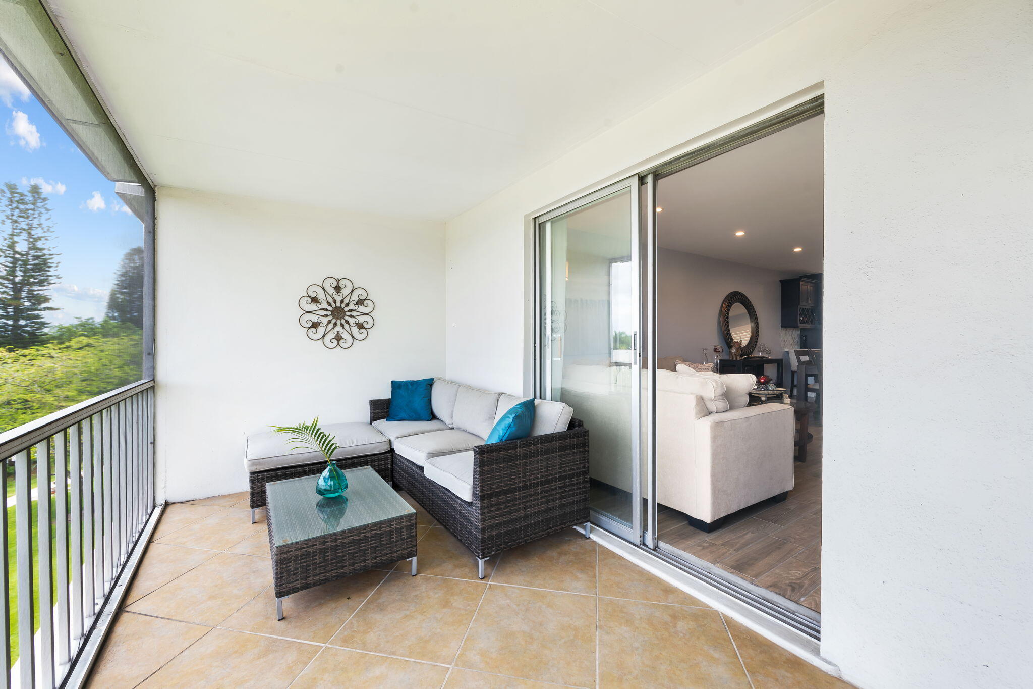 3535 Brokenwoods Drive 404