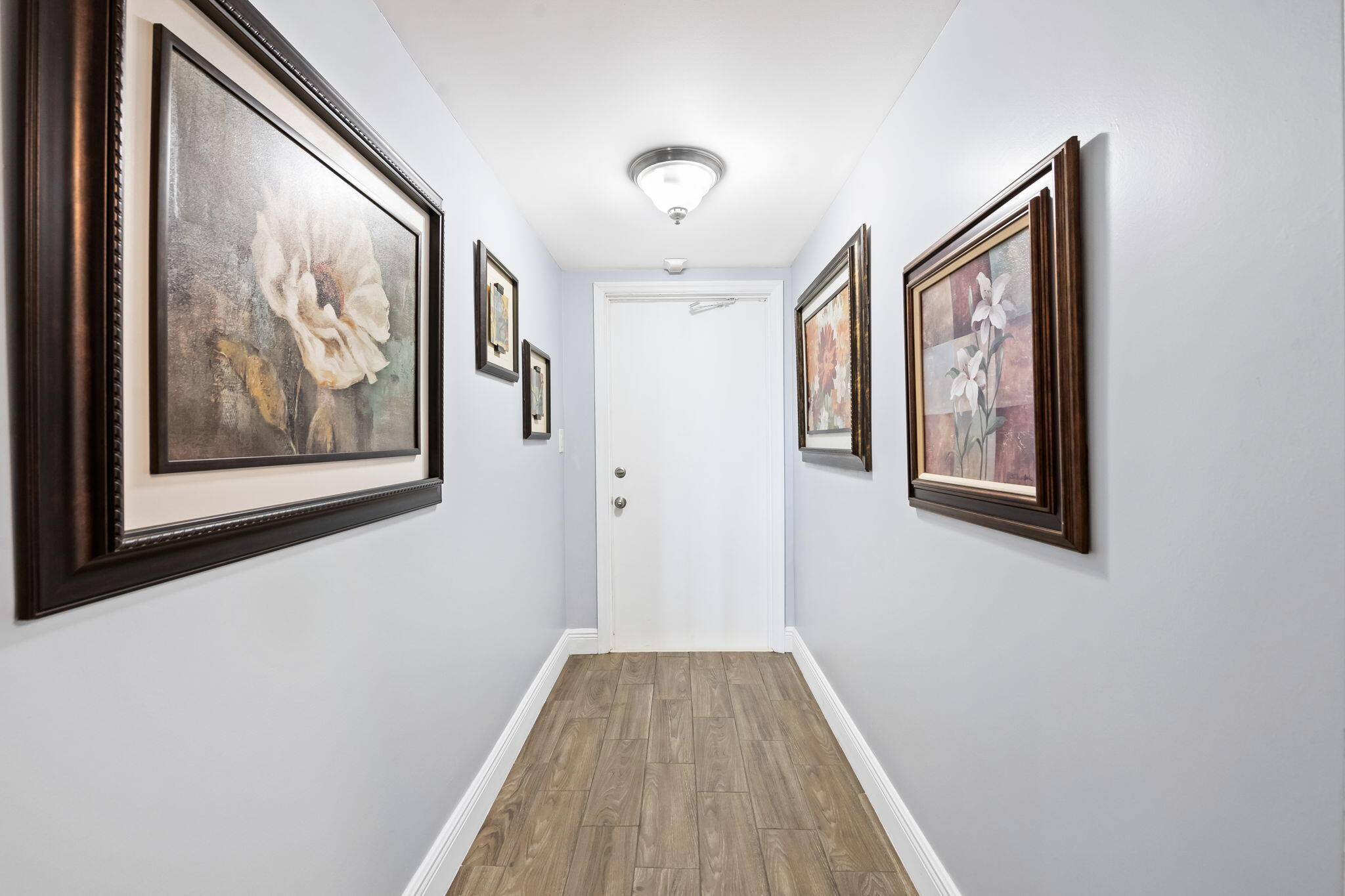 3535 Brokenwoods Drive 404