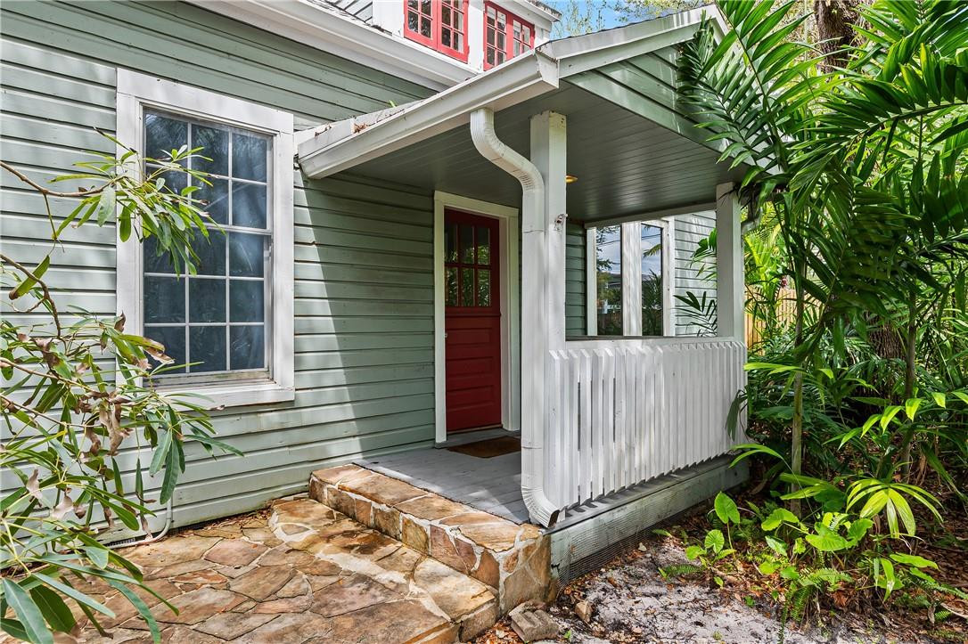 701 SW 12th Ave
