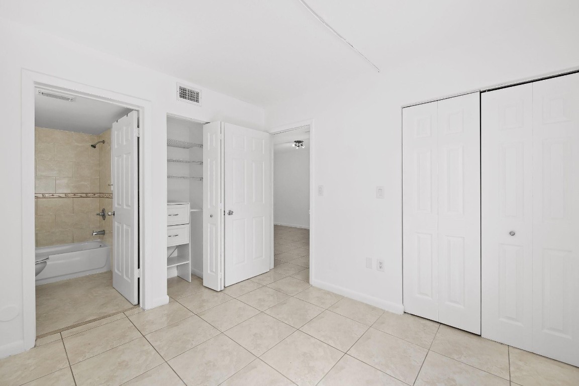 2575 SW 27th Ave Unit: 103