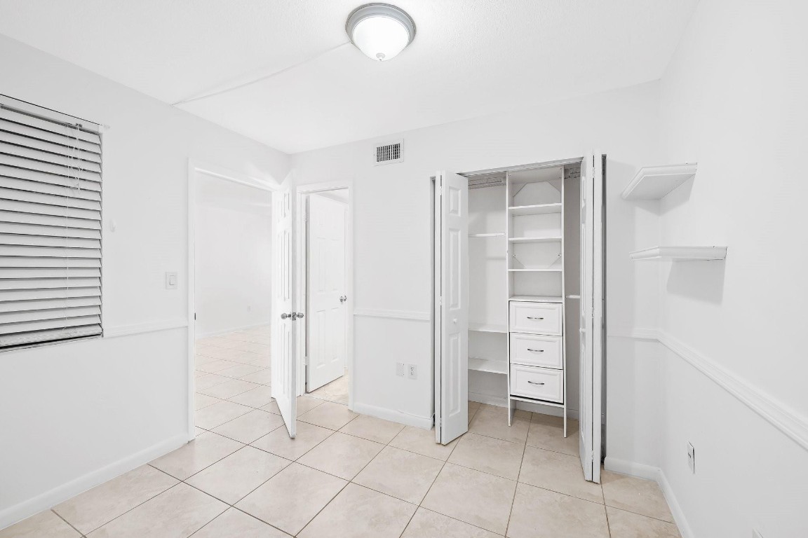 2575 SW 27th Ave Unit: 103