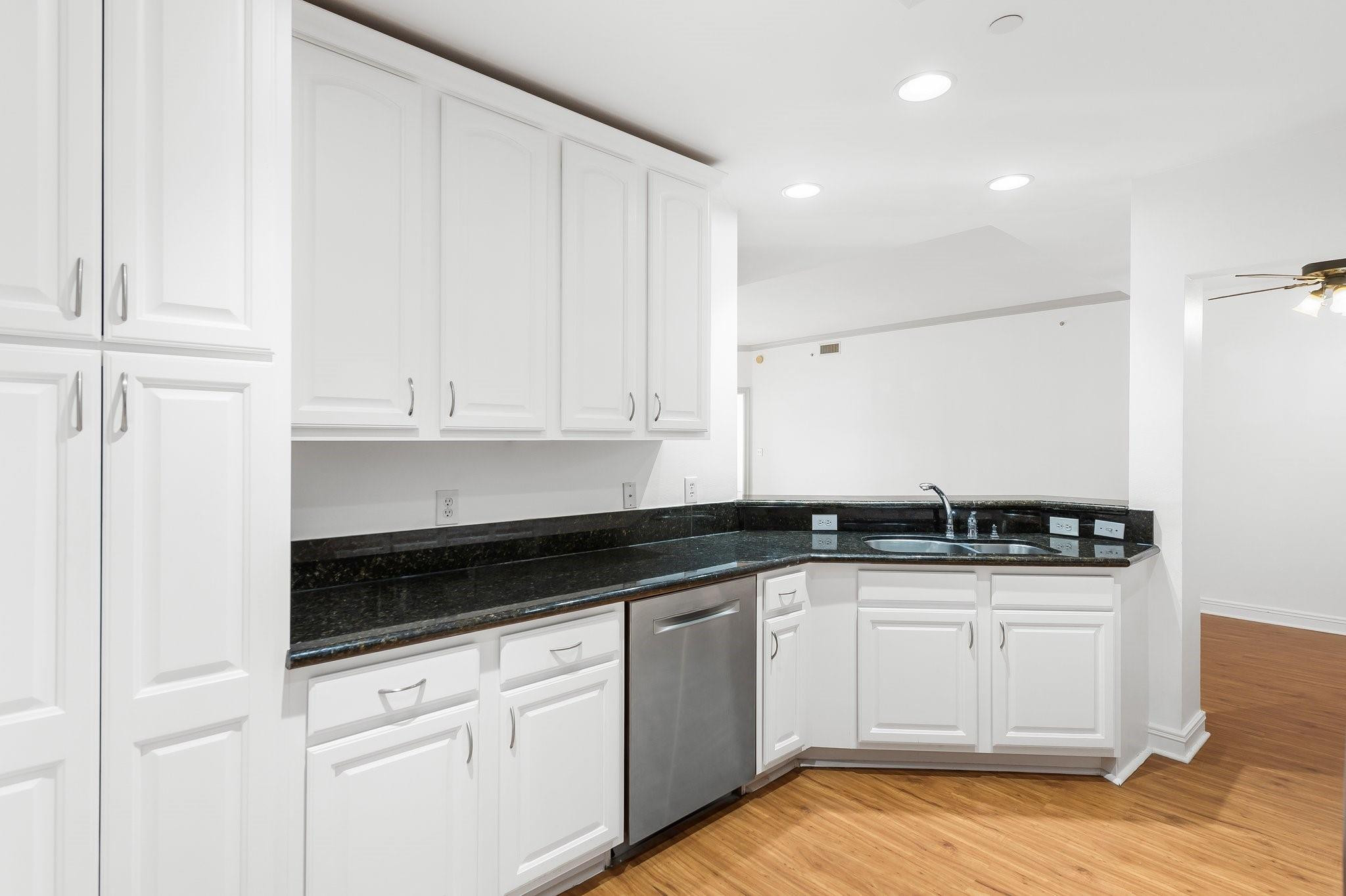 16135 Emerald Estates Dr Unit: 273