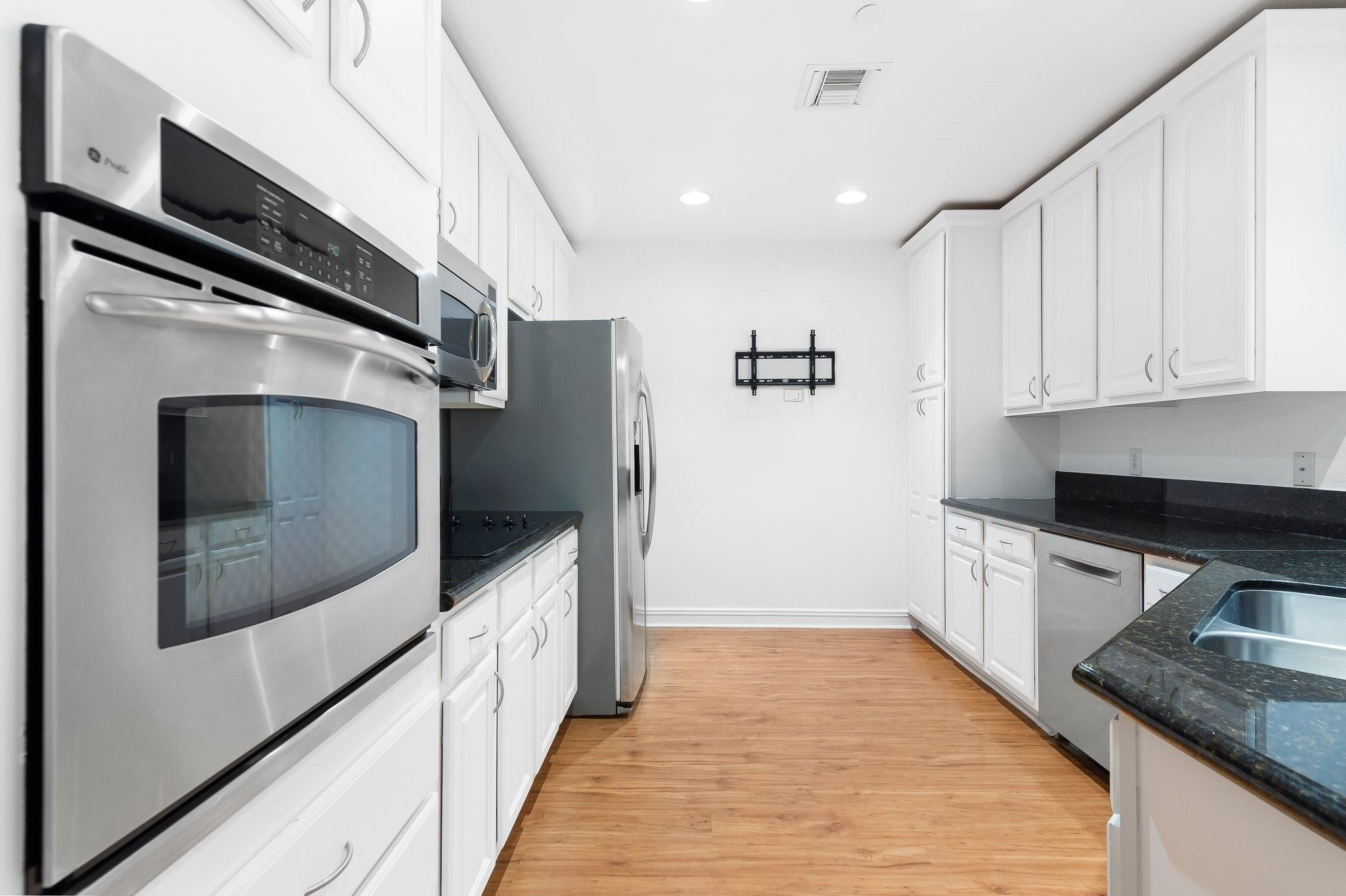 16135 Emerald Estates Dr Unit: 273