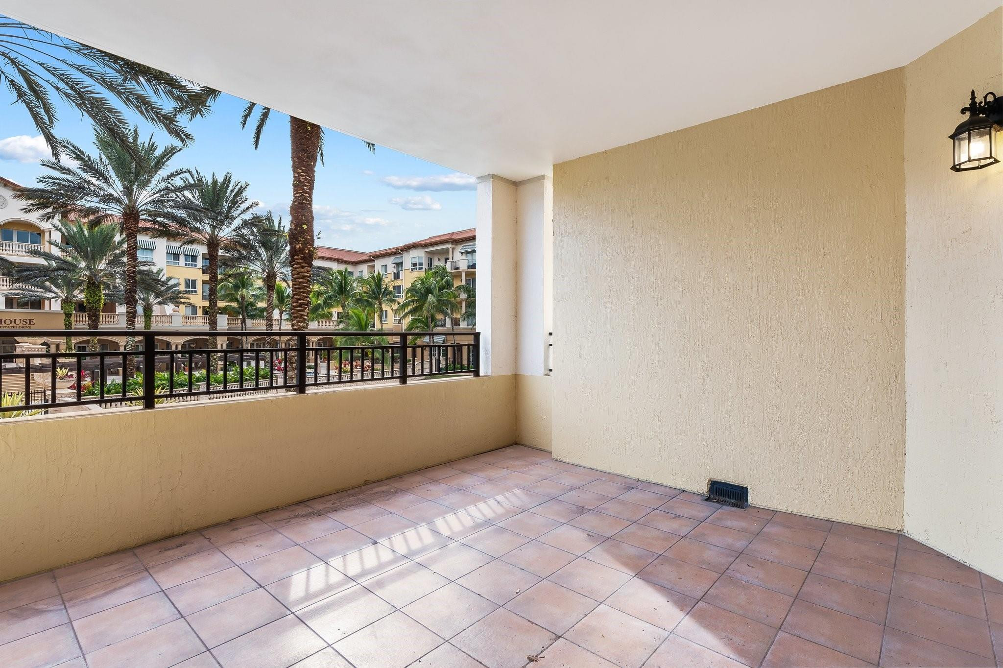 16135 Emerald Estates Dr Unit: 273
