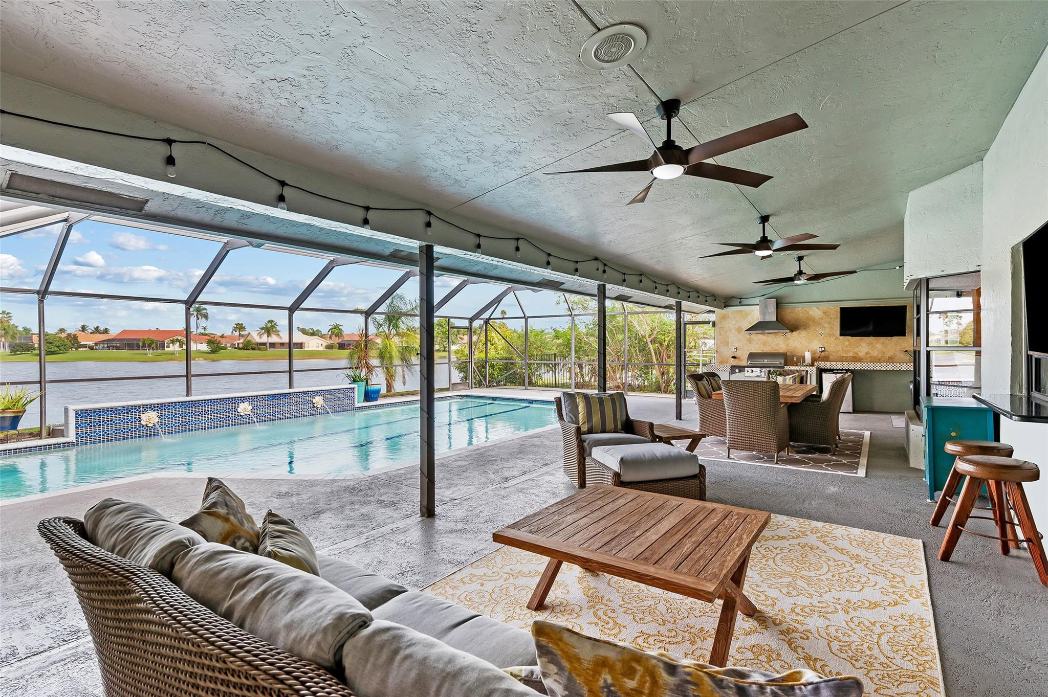 11355 Island Lakes Lane