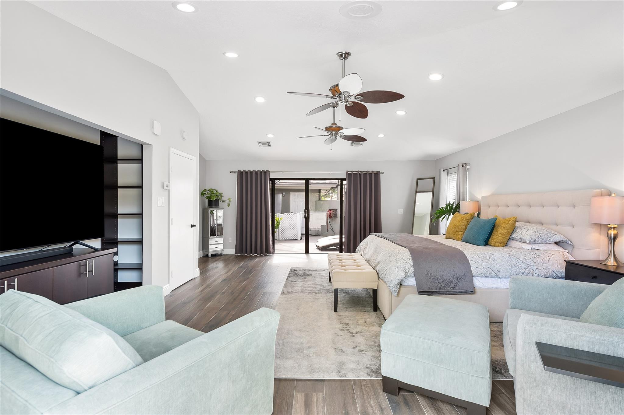 11355 Island Lakes Lane