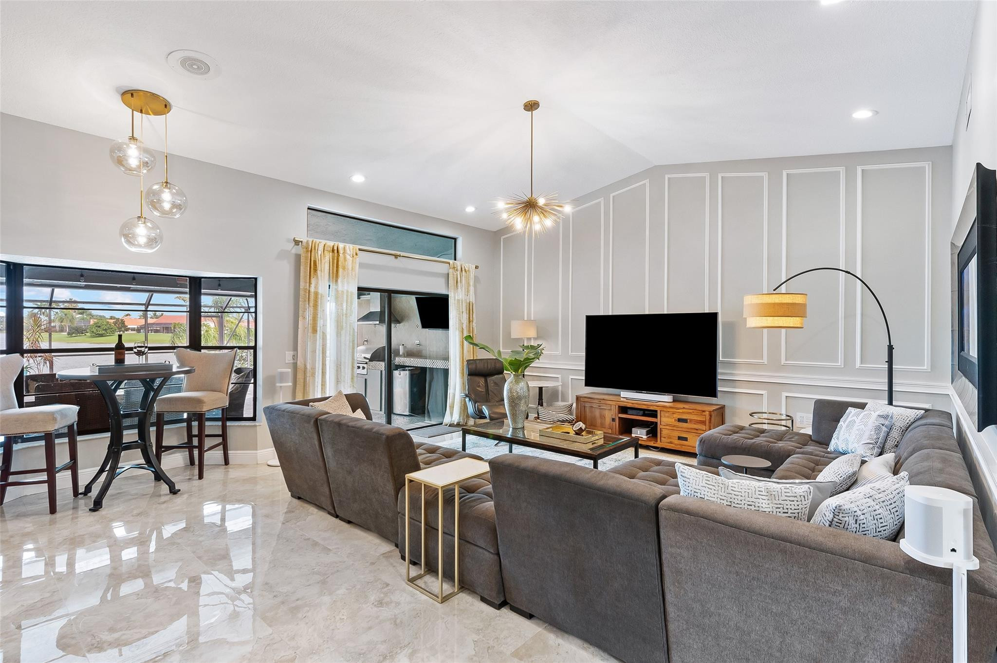 11355 Island Lakes Lane