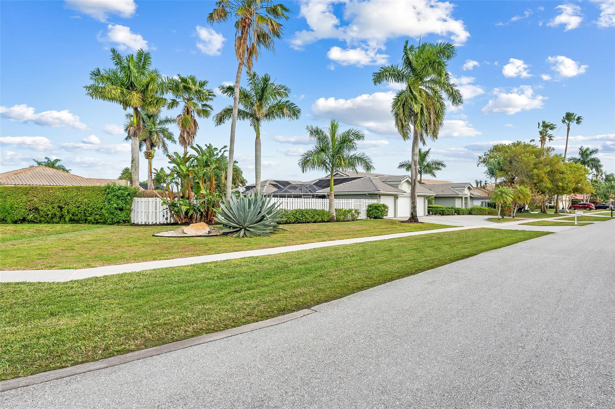 11355 Island Lakes Lane