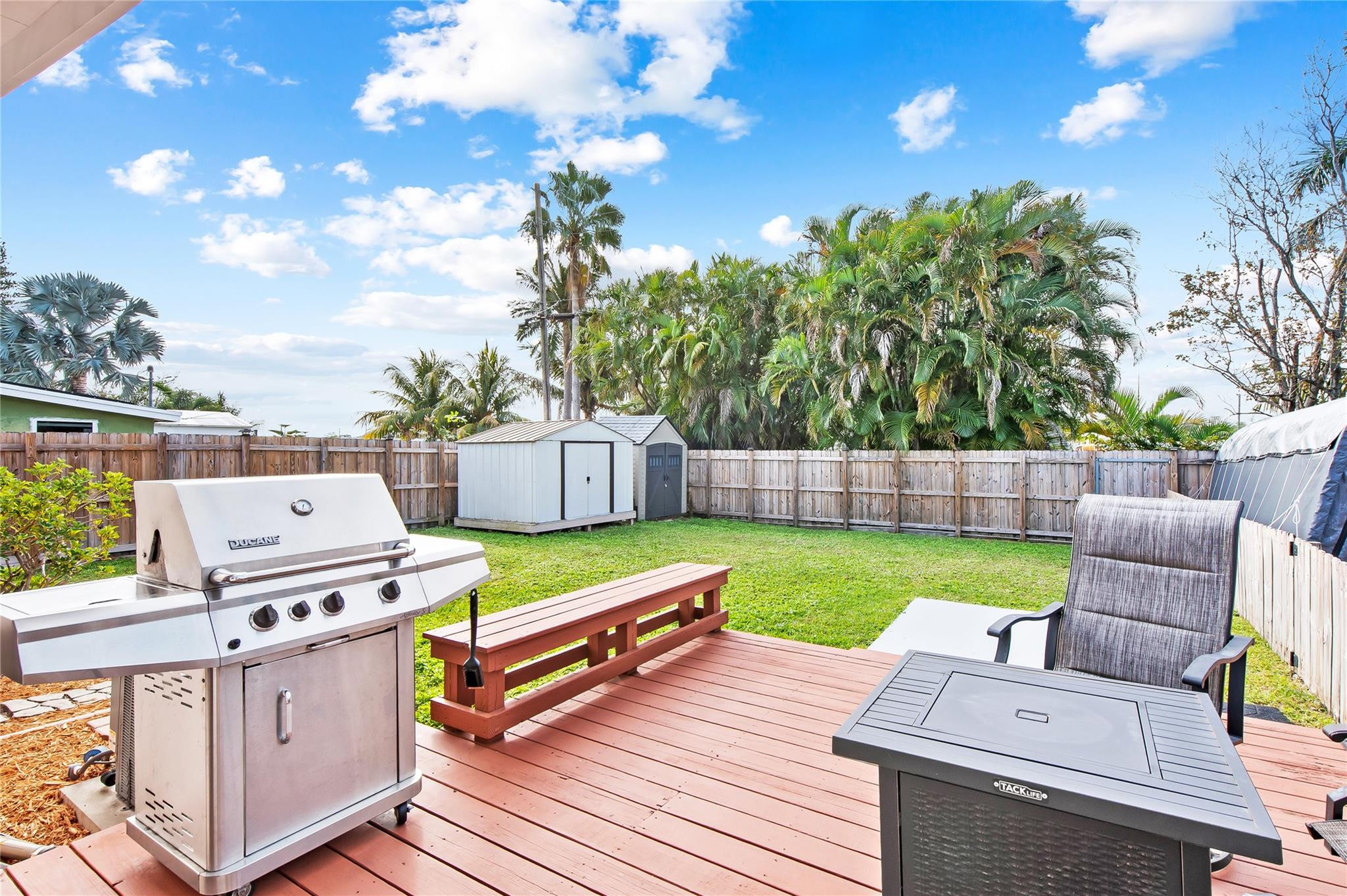 1200 NW 41st Street