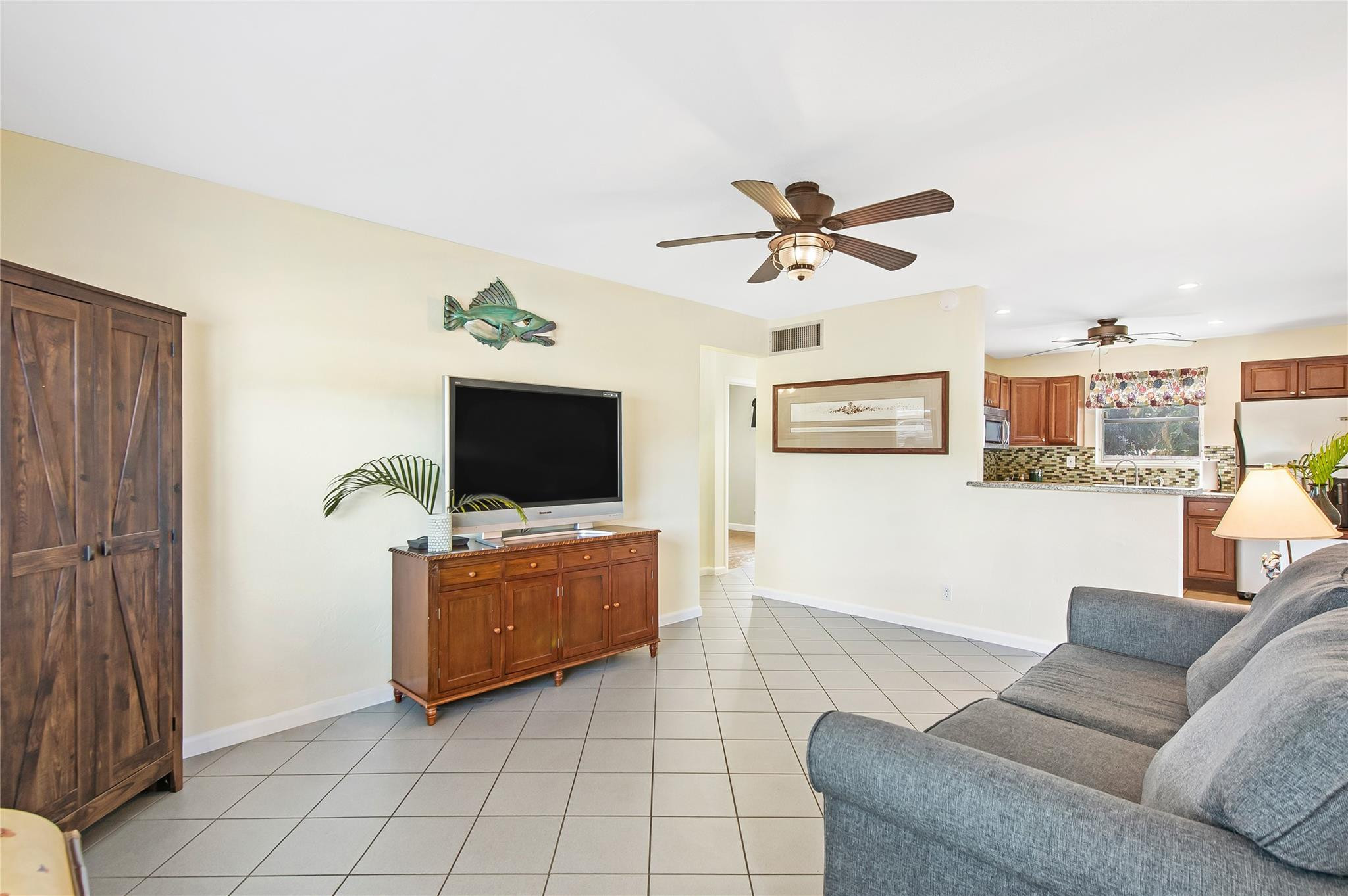 1200 NW 41st Street