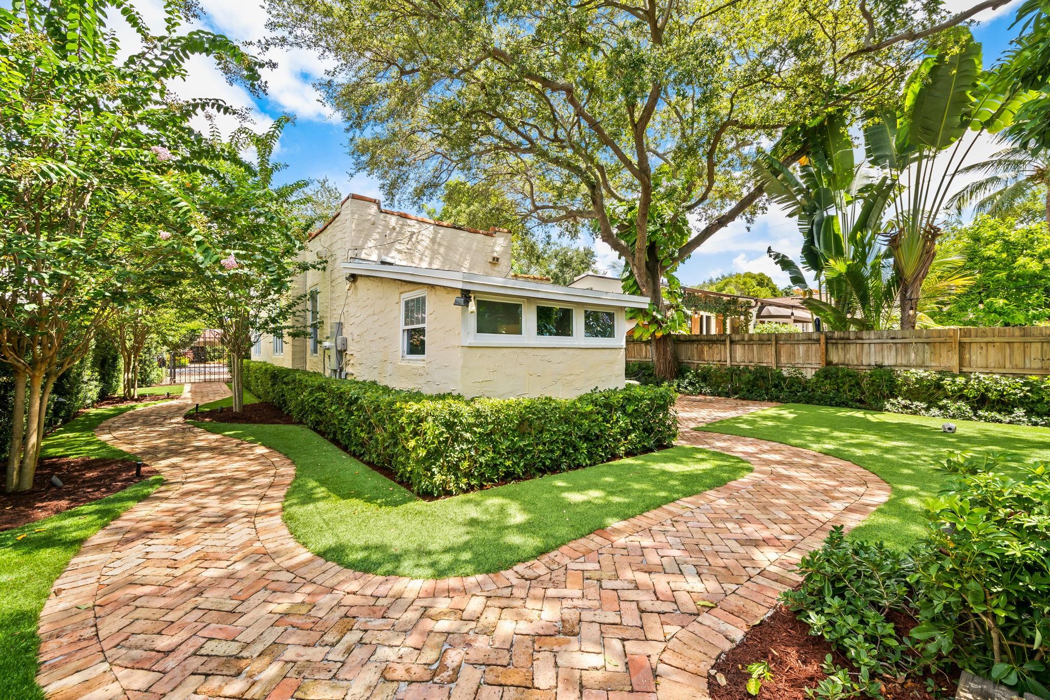 720 SE 7th Street
