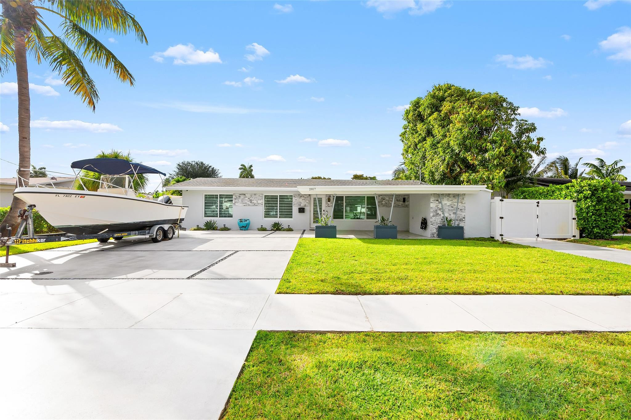 2817 NW 9th Ter