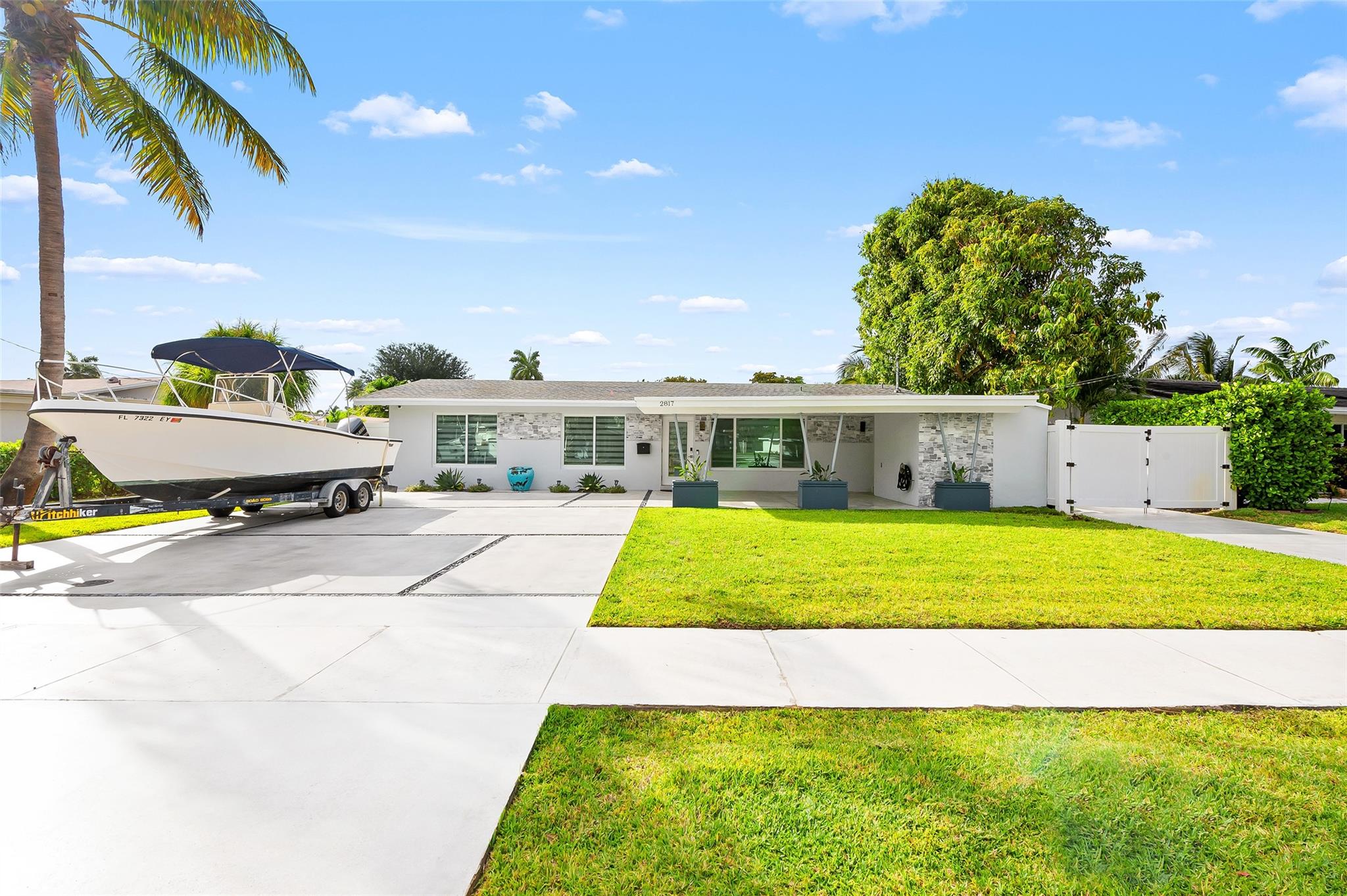 2817 NW 9th Ter