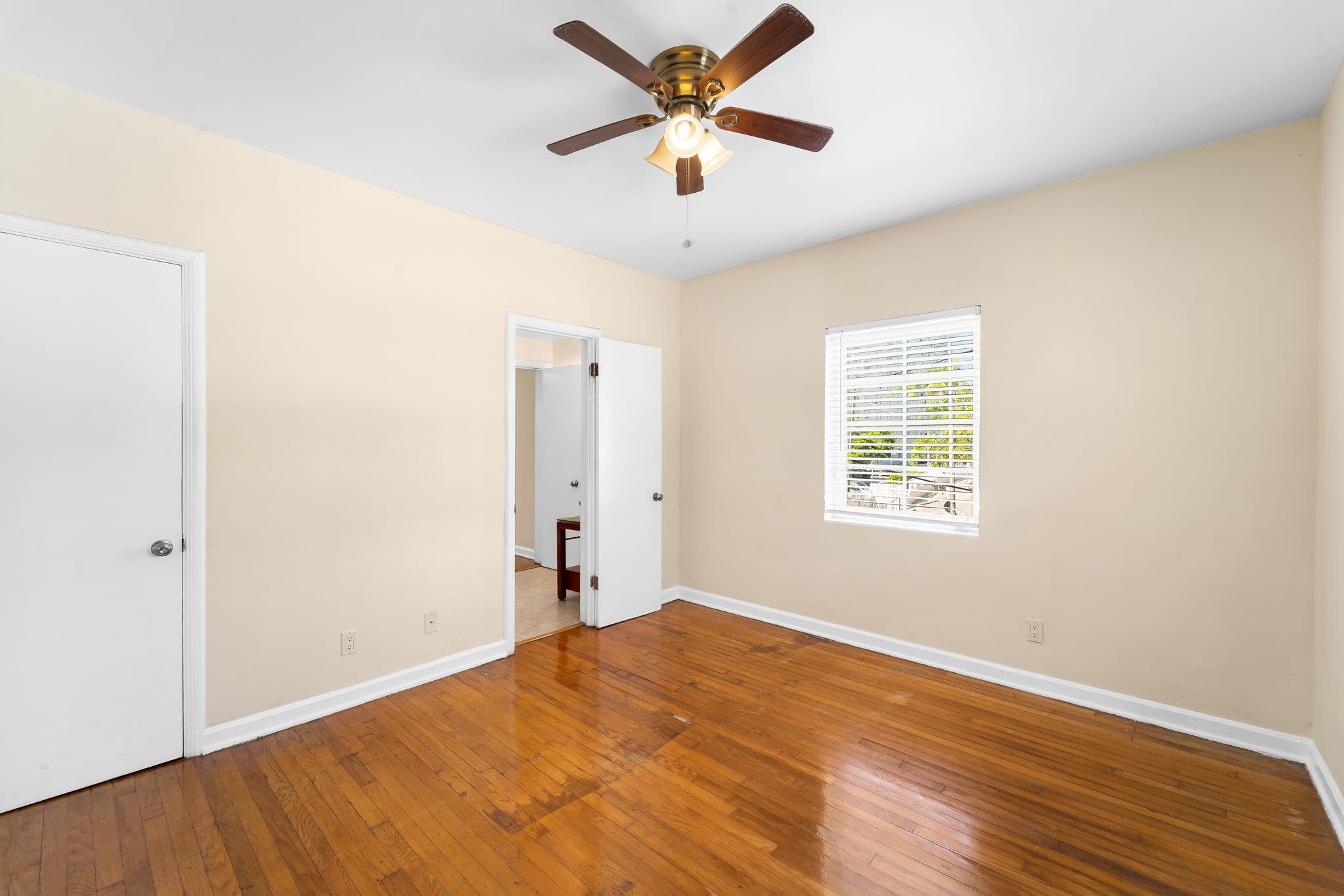 1241 13th St 4