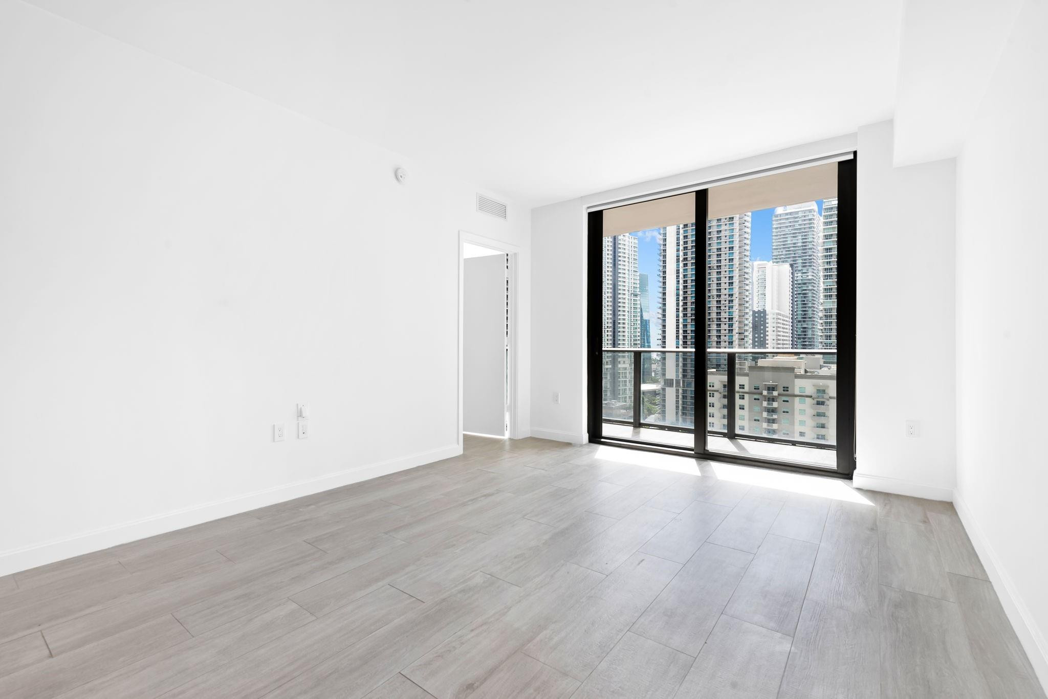 55 SW 9th St 1505