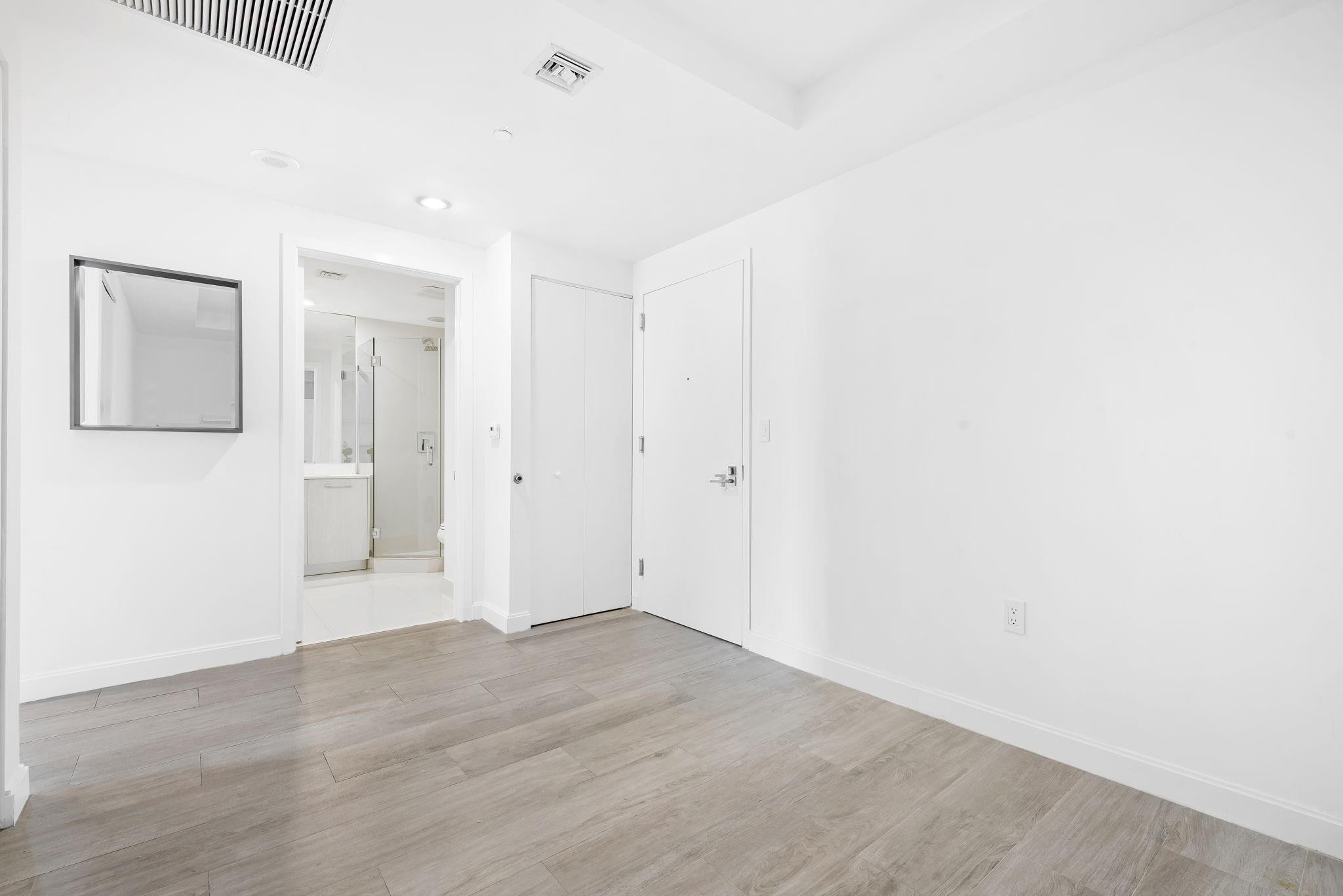 55 SW 9th St 1505