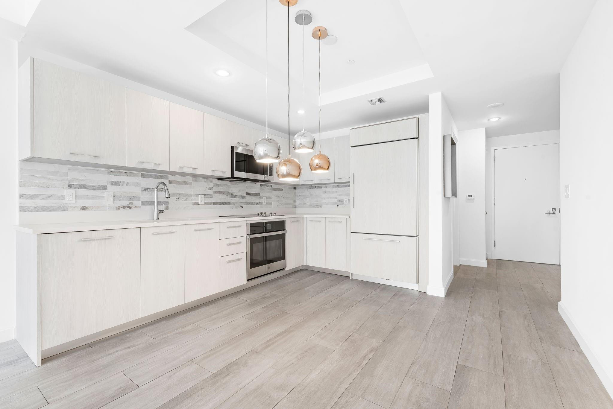 55 SW 9th St 1505