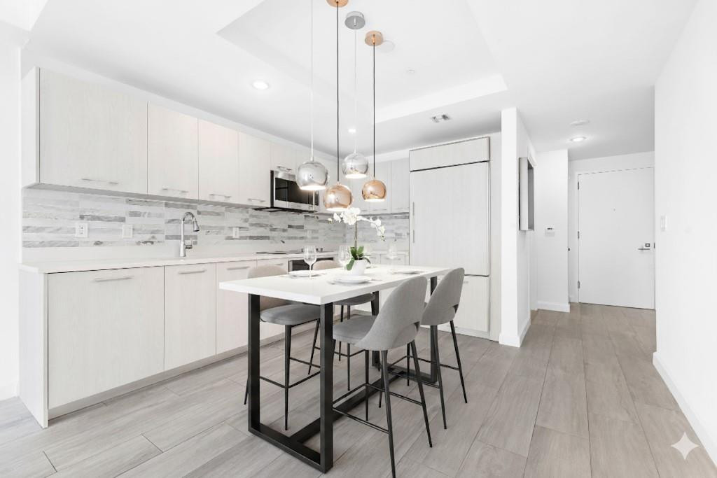 55 SW 9th St 1505