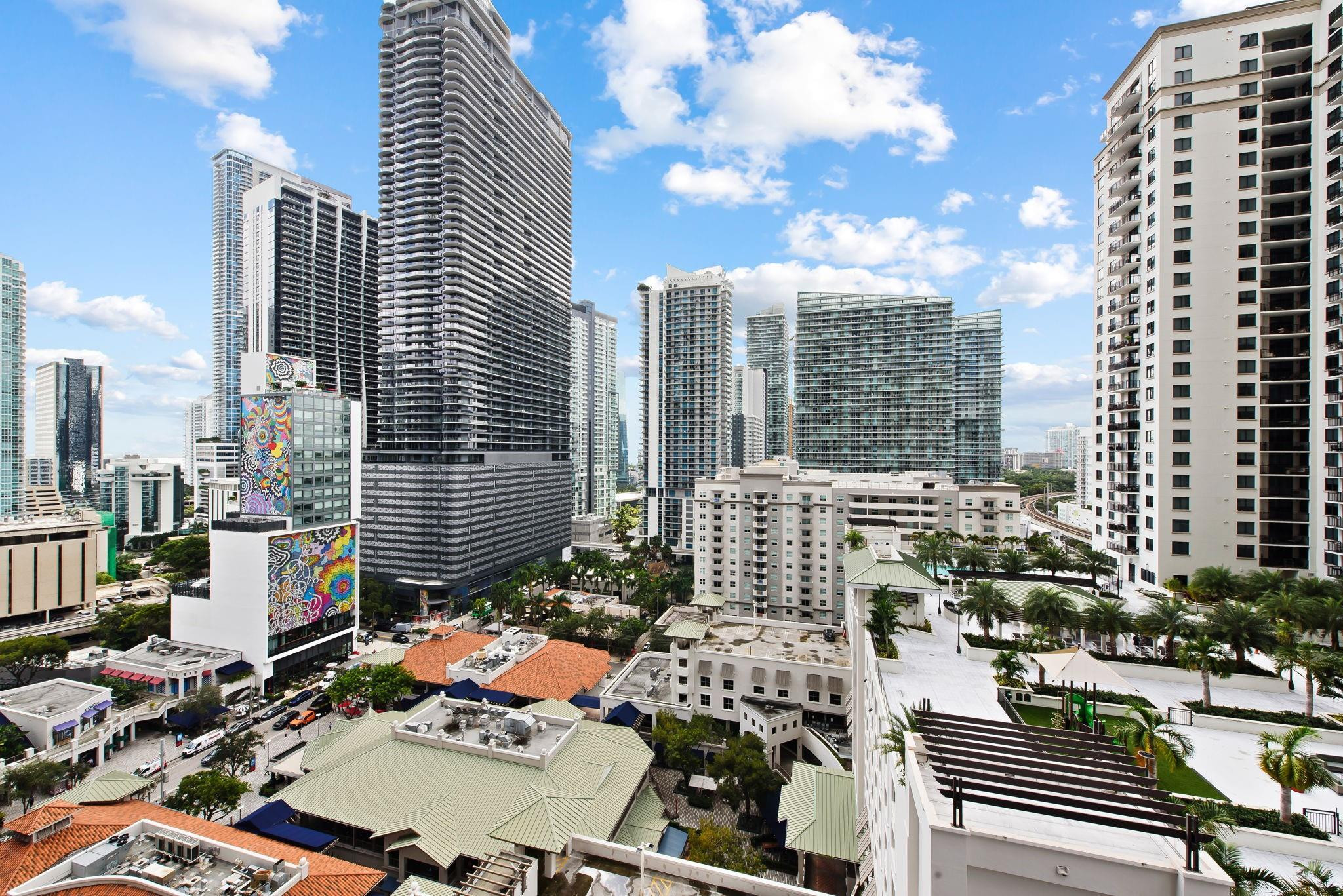 55 SW 9th St 1505